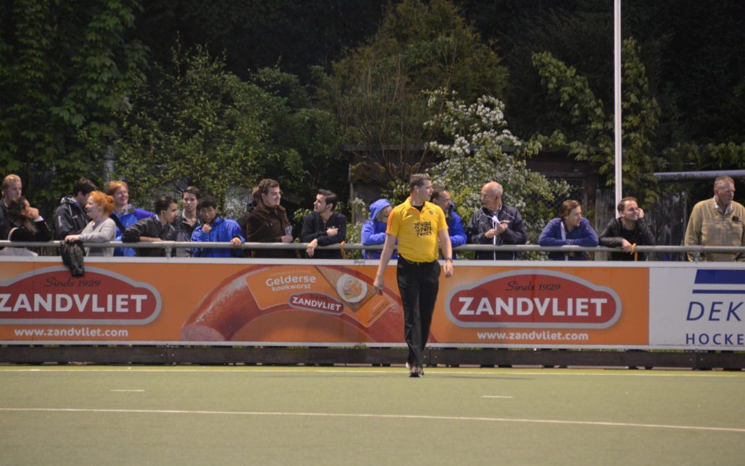 Field hockey umpires and accessors using AXIWI during Royal Dutch Hockey Federation seminar