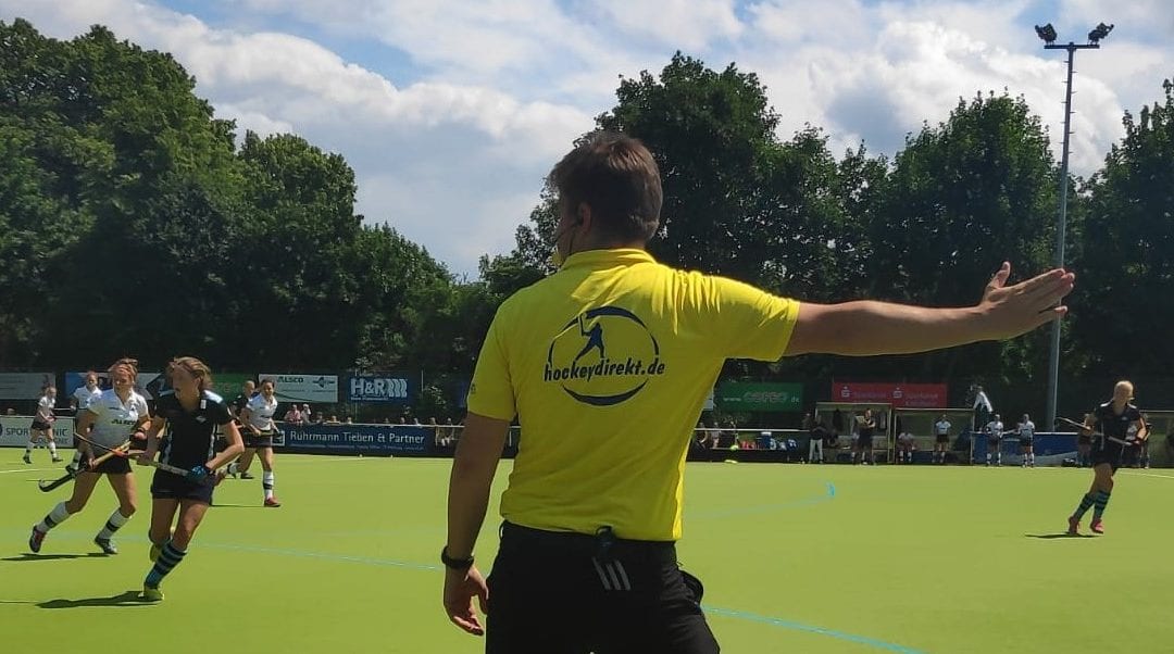The Bayerischer Hockey Association uses the AXIWI radios to educate young referees