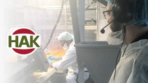 hak instructs temporary workers coronaproof with axiwi wireless factory headsets