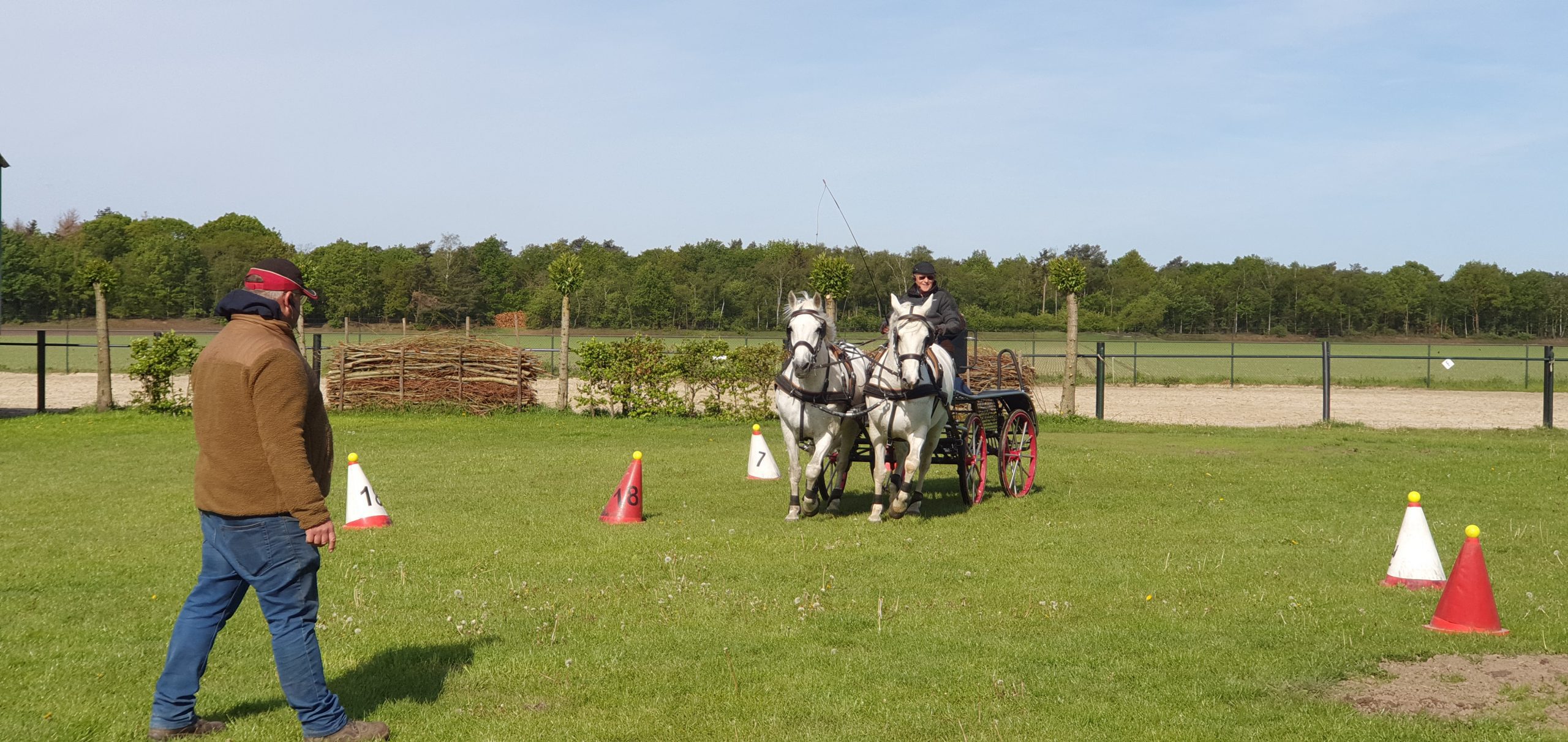 equestrian-coaching-headsets-coaching equestrian-coaching-headsets-coaching