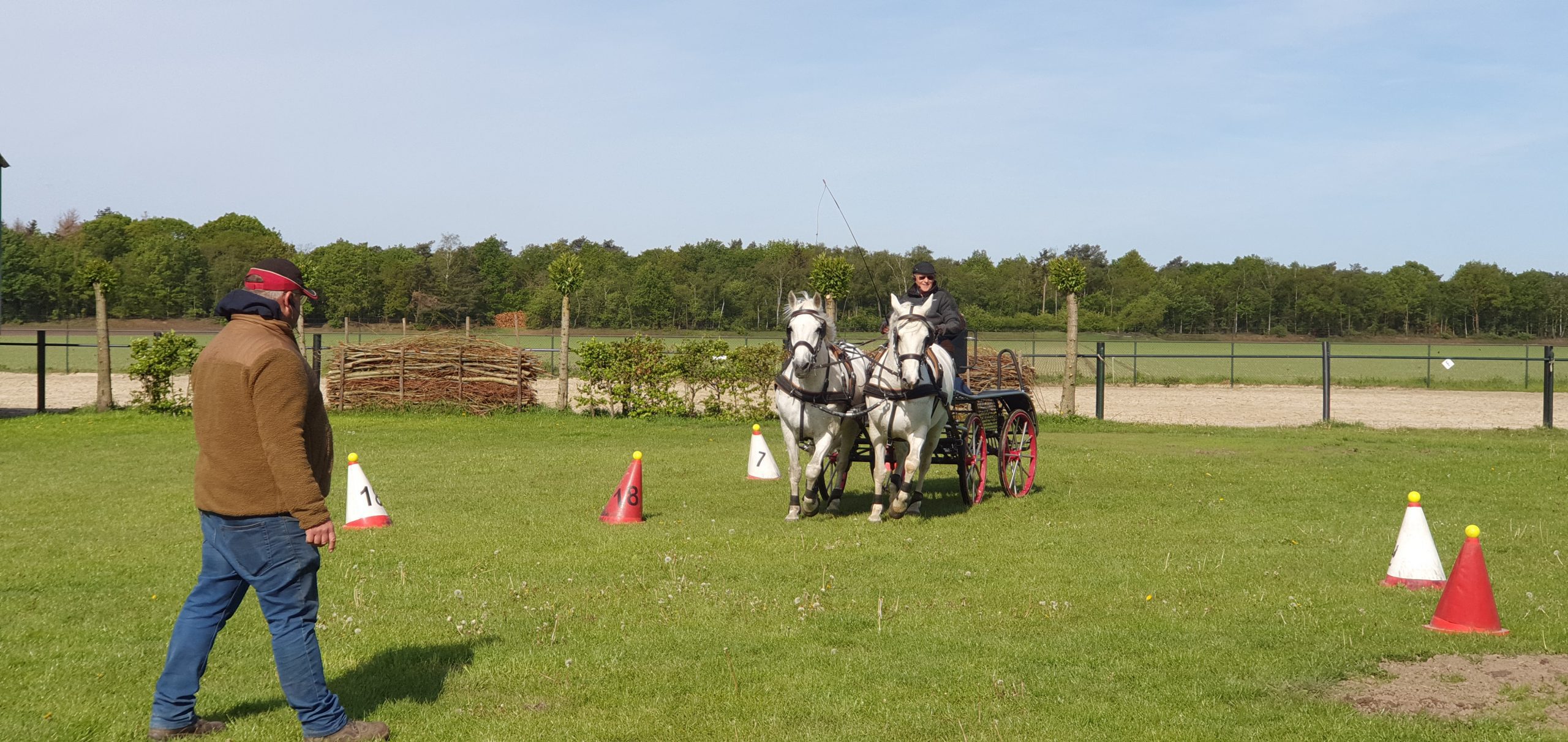 equestrian-coaching-headsets-coaching