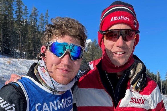 Visually impaired skier Jesse Bachinsky navigates safely with AXIWI headsets at World Cup